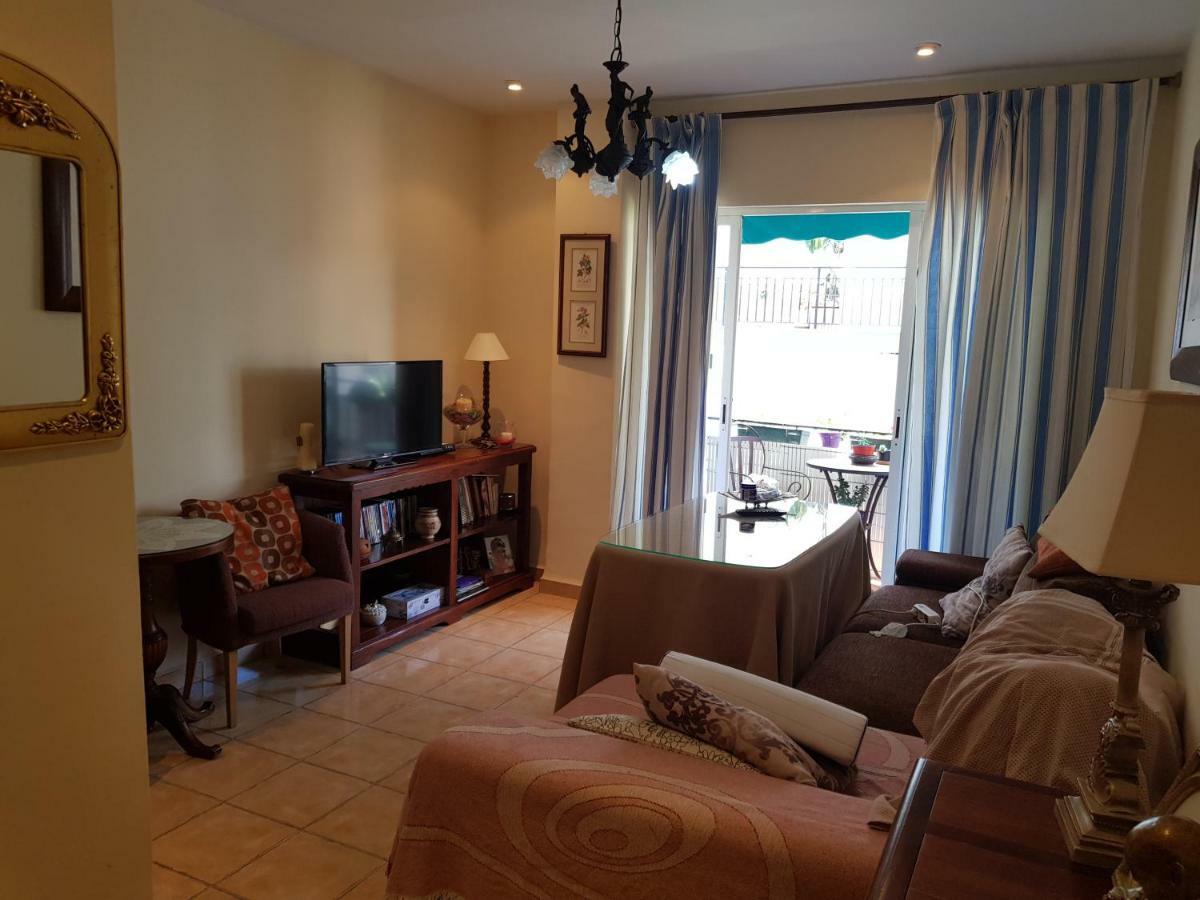 Tropical Avenida Andalucia Apartment Almunecar Exterior photo